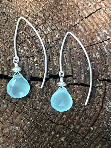 Chalcedony Curves in sterling